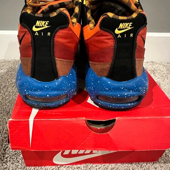 Nike Men's Air Max 95 Campfire - Picture 4 of 6